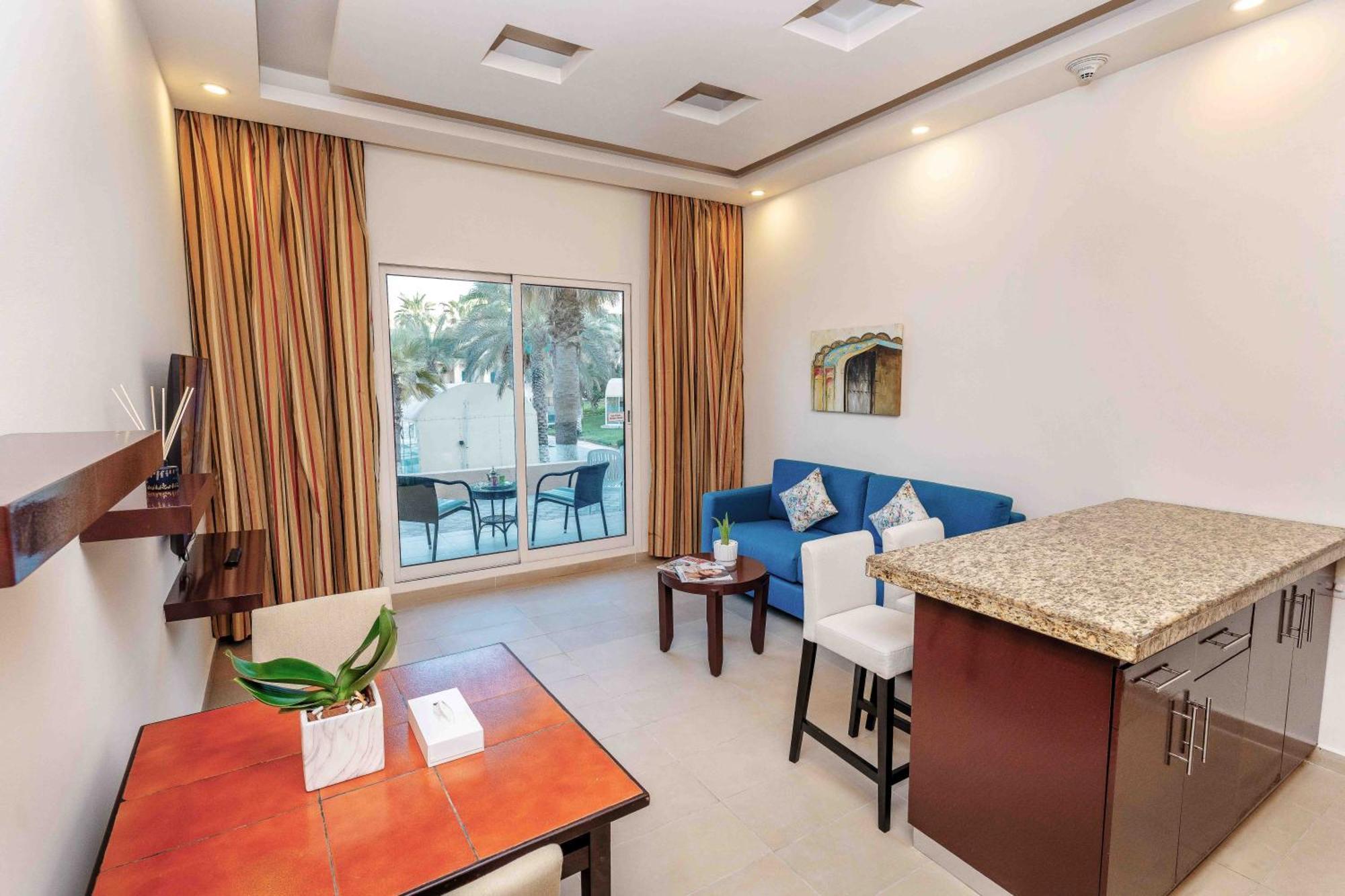 אבו דאבי Metropolitan Al Mafraq Hotel מראה חיצוני תמונה