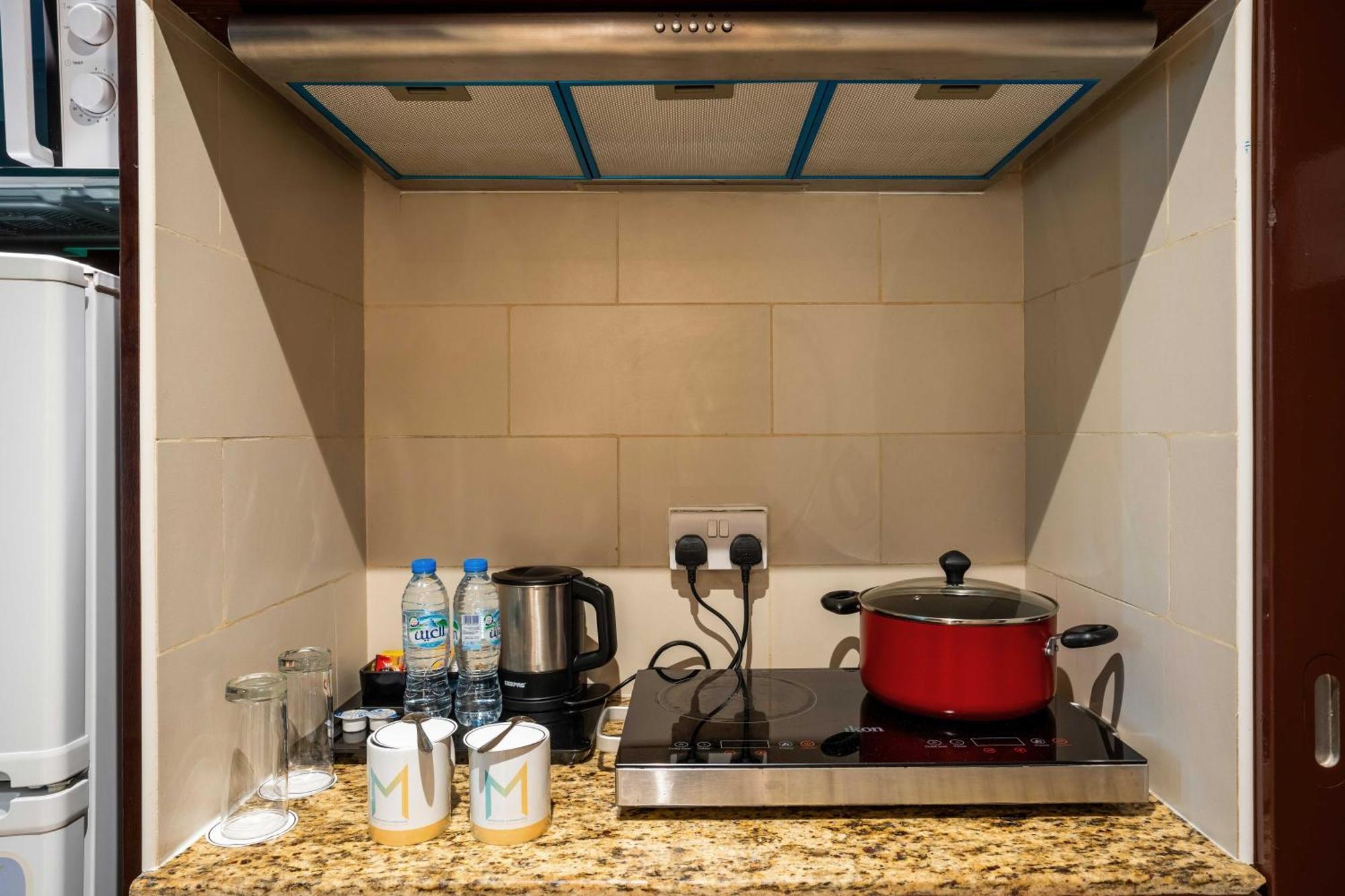 אבו דאבי Metropolitan Al Mafraq Hotel מראה חיצוני תמונה