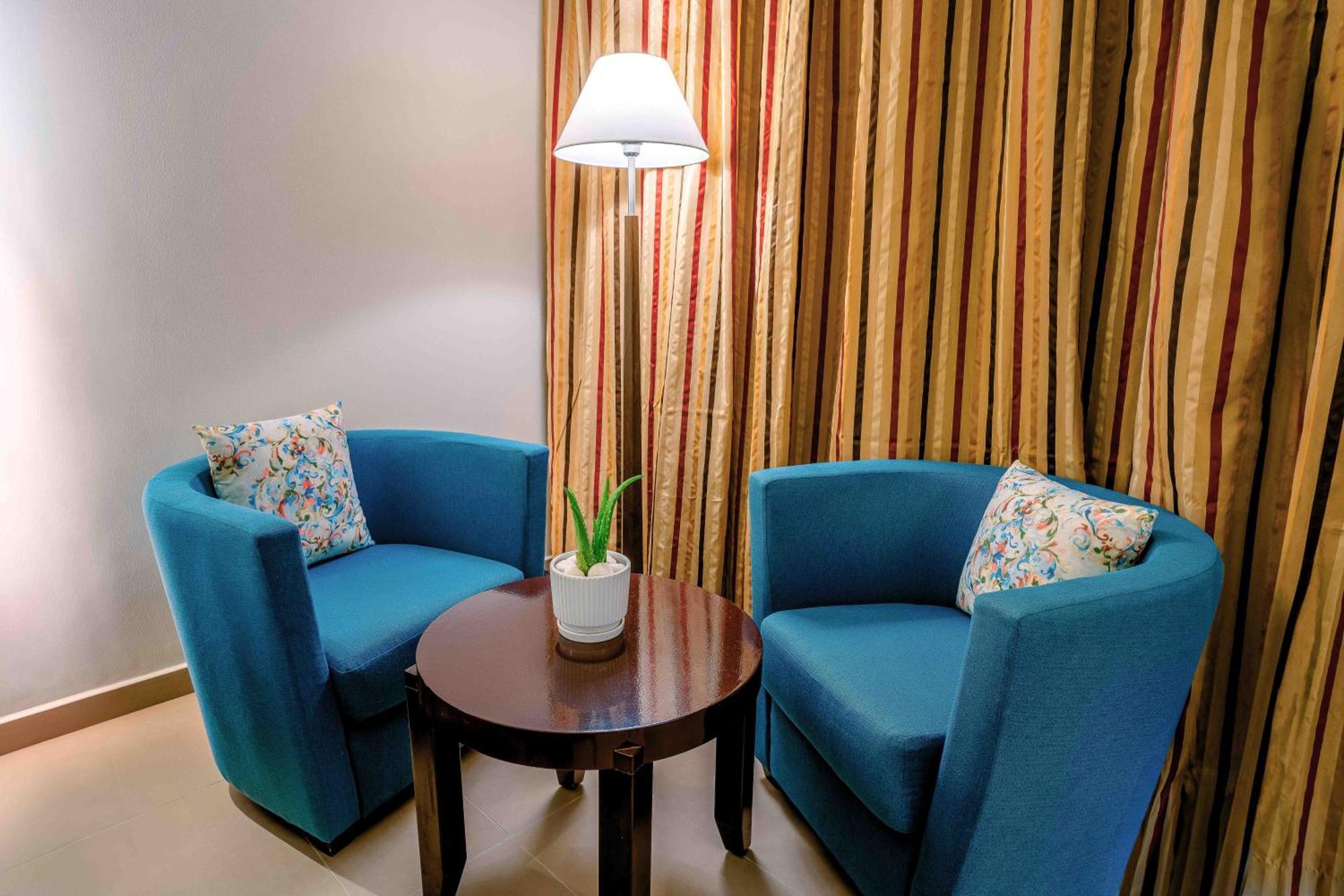 אבו דאבי Metropolitan Al Mafraq Hotel מראה חיצוני תמונה
