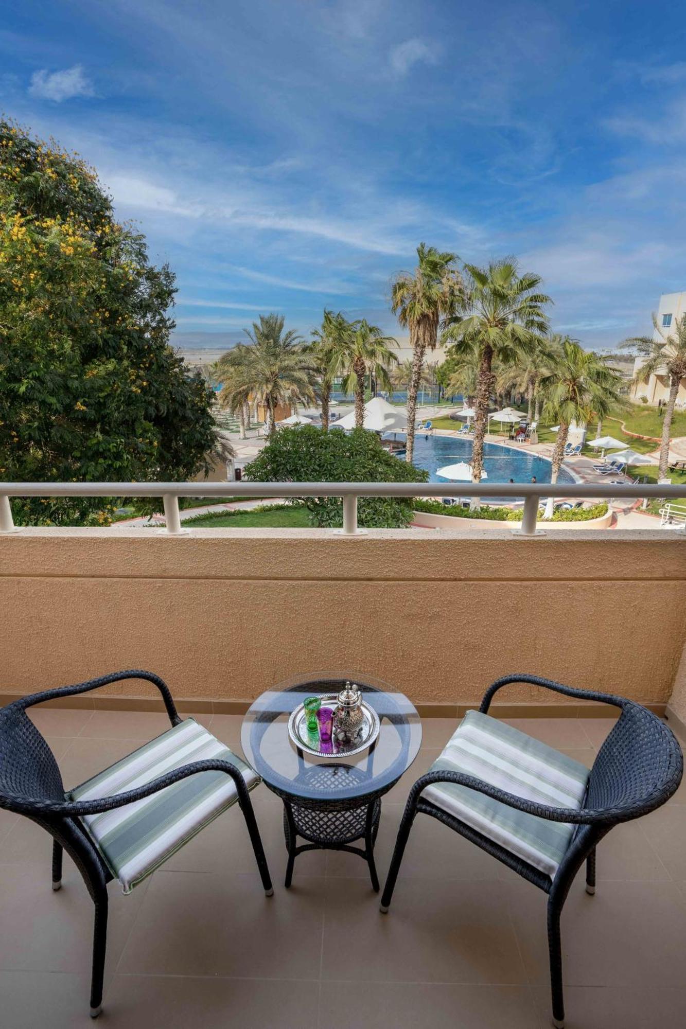 אבו דאבי Metropolitan Al Mafraq Hotel מראה חיצוני תמונה