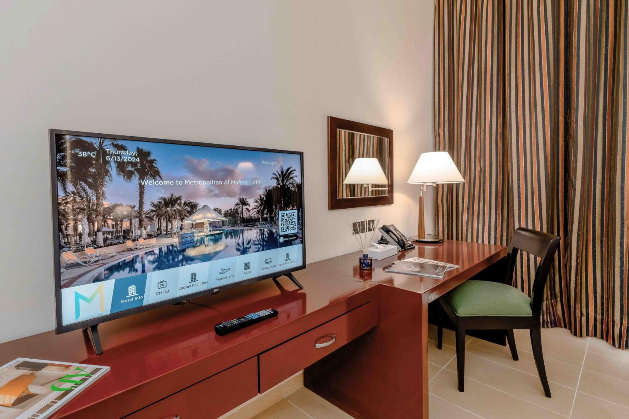 אבו דאבי Metropolitan Al Mafraq Hotel מראה חיצוני תמונה
